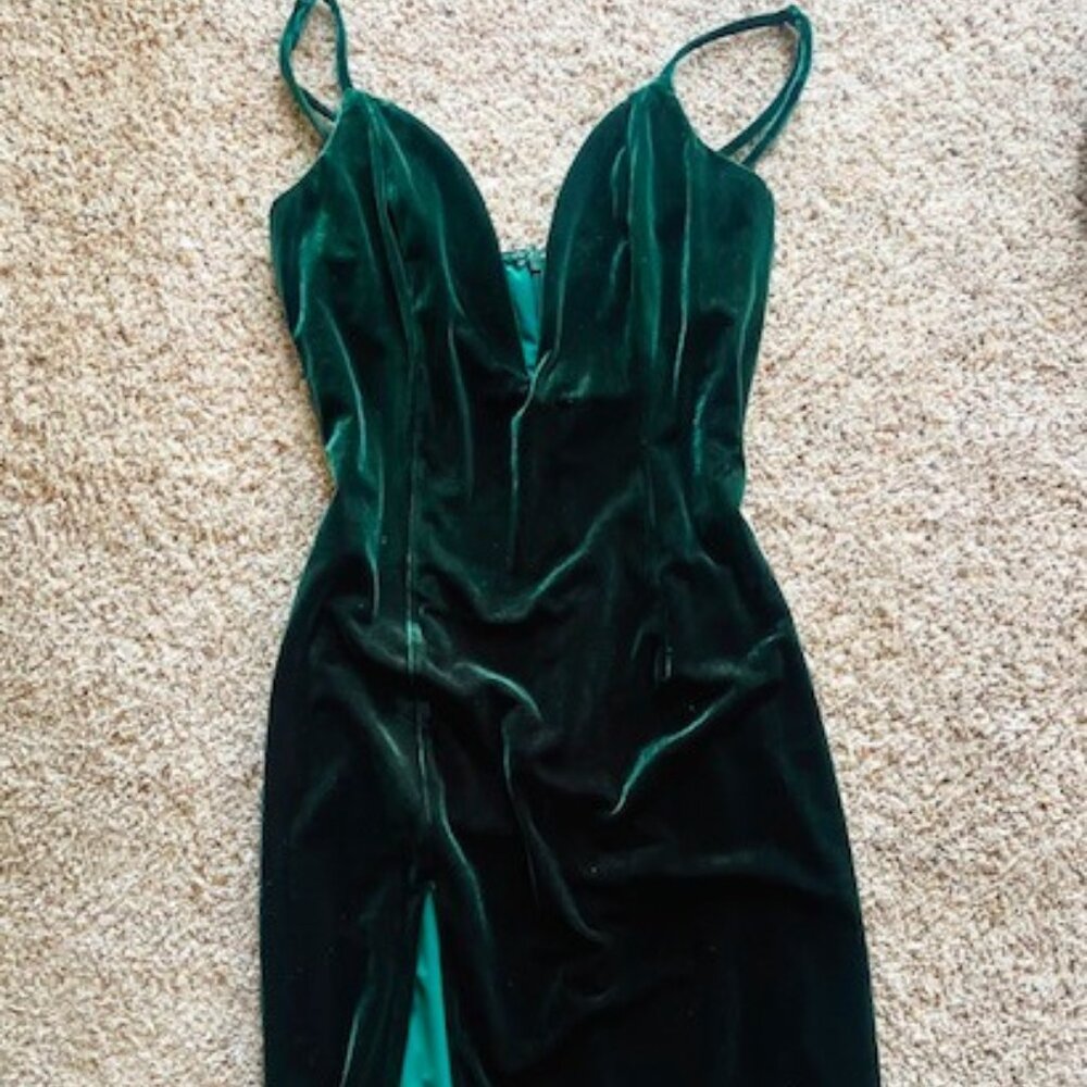 NBD Velvet Shana Cocktail Dress in Emerald- Medium